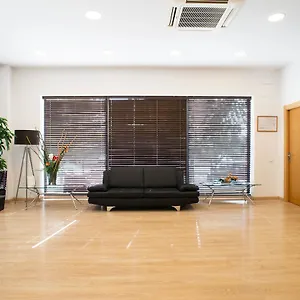 Hotel Cim Valles, Santa Perpetua de Moguda